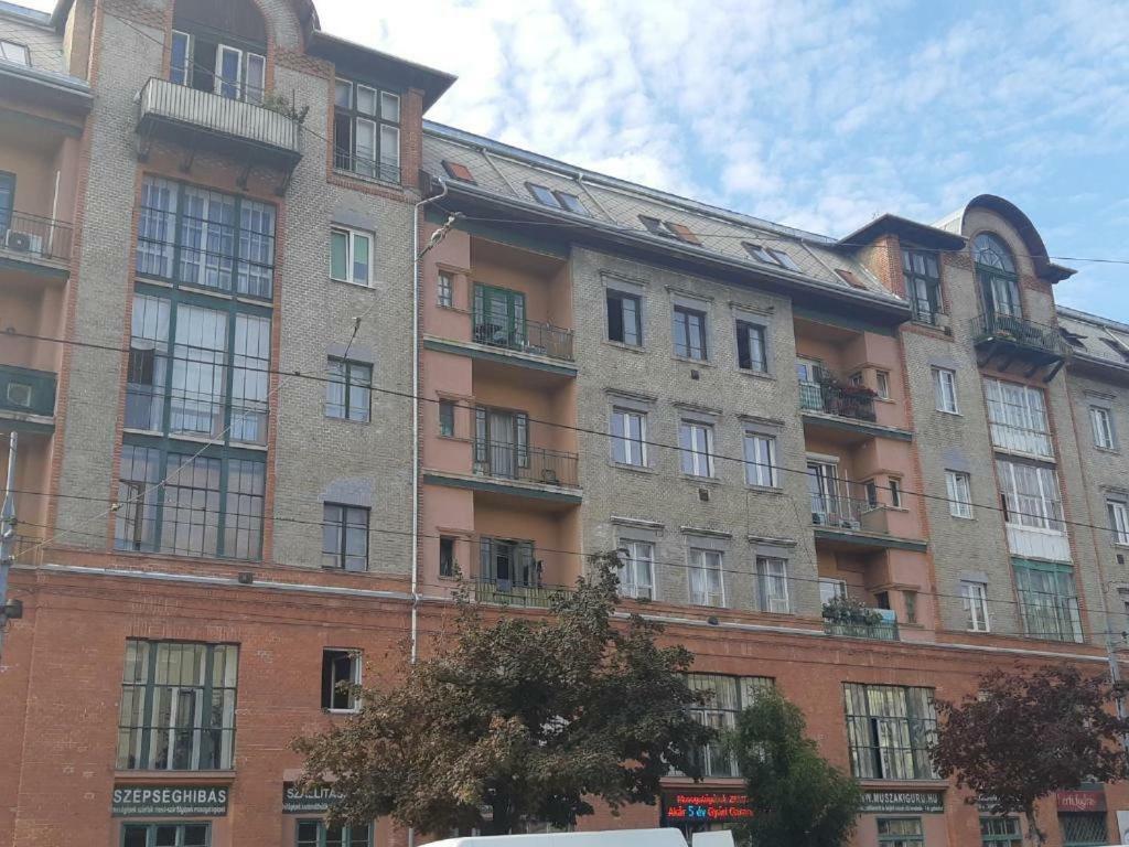 Hangulatos Studio Lakas Budapest Eksteriør billede